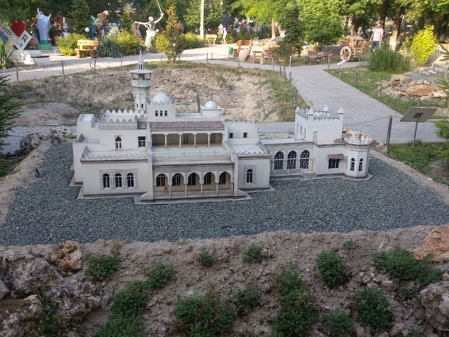 отдых в алуште летом куда сходить фото